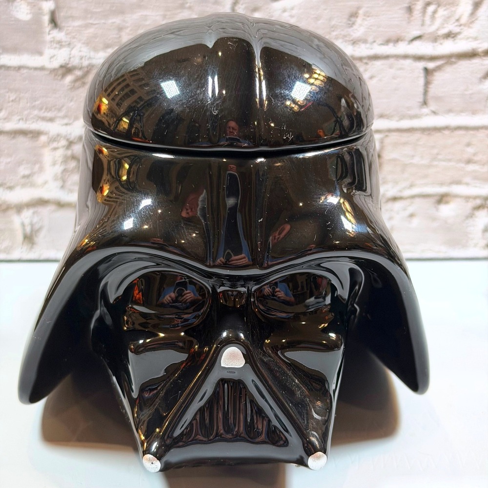 Star Wars Darth Vader 3D Sculpted Ceramic Mug With Lid Black Helmet Large Sc-Fi